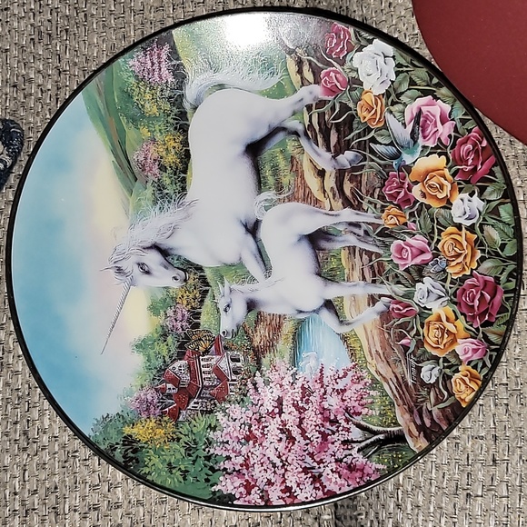 "Chasing A Dream" Kingdom of the Unicorn Collector Plate Margaret Ferraro - Picture 6 of 6